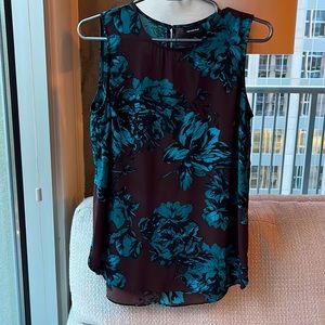 WHO WHAT WEAR Floral Sleeveless Blouse